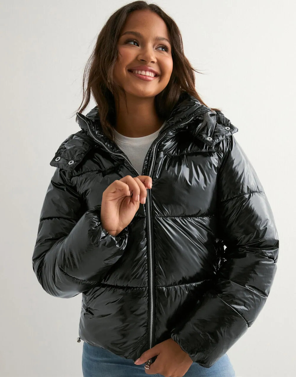 Ava | Women’s glossy hooded puffer jacket