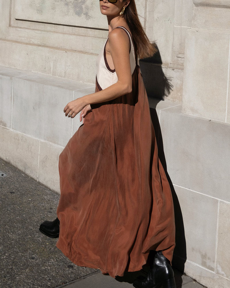 Lara | Chic v-neck color dress