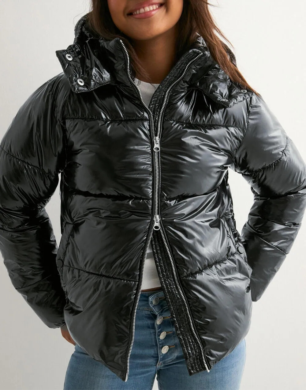 Ava | Women’s glossy hooded puffer jacket