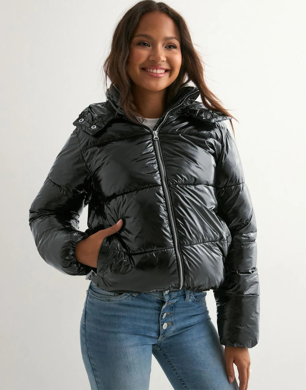 Ava | Women’s glossy hooded puffer jacket