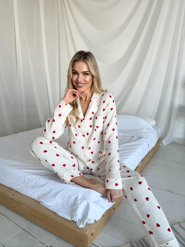 Amelie | Women's heart print two-piece pajama set with wide-leg pants