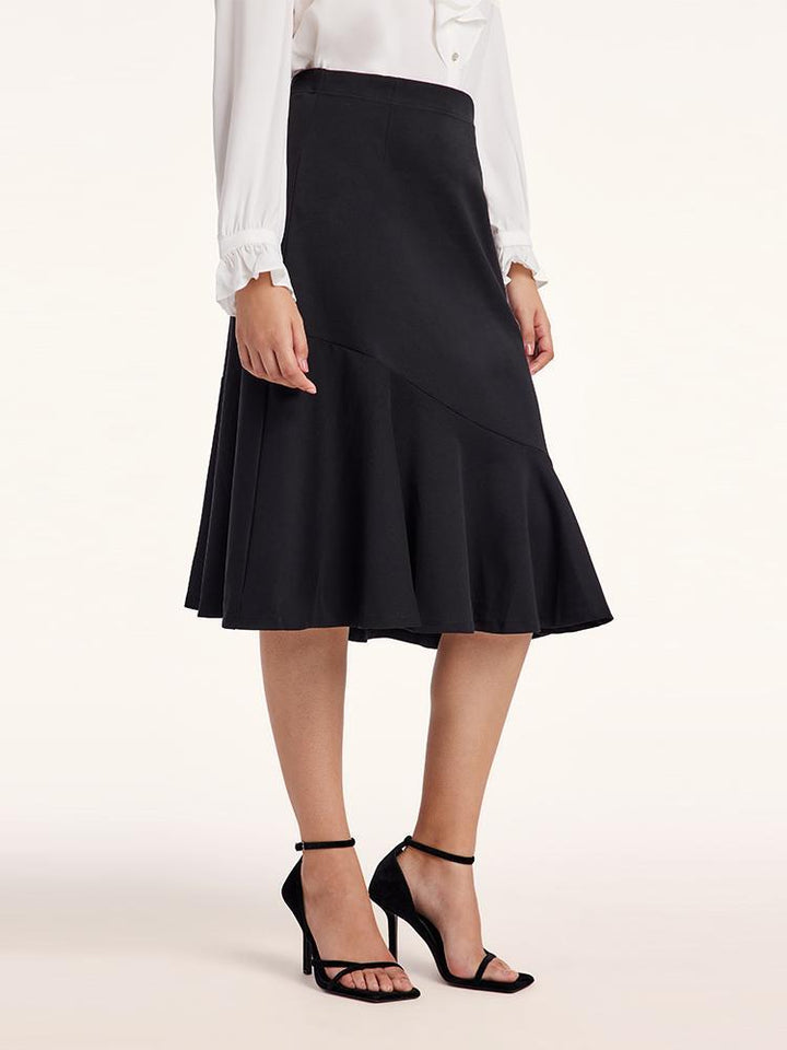 Amora | Women’s stretch knit fishtail skirt