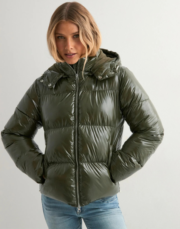 Ava | Women’s glossy hooded puffer jacket