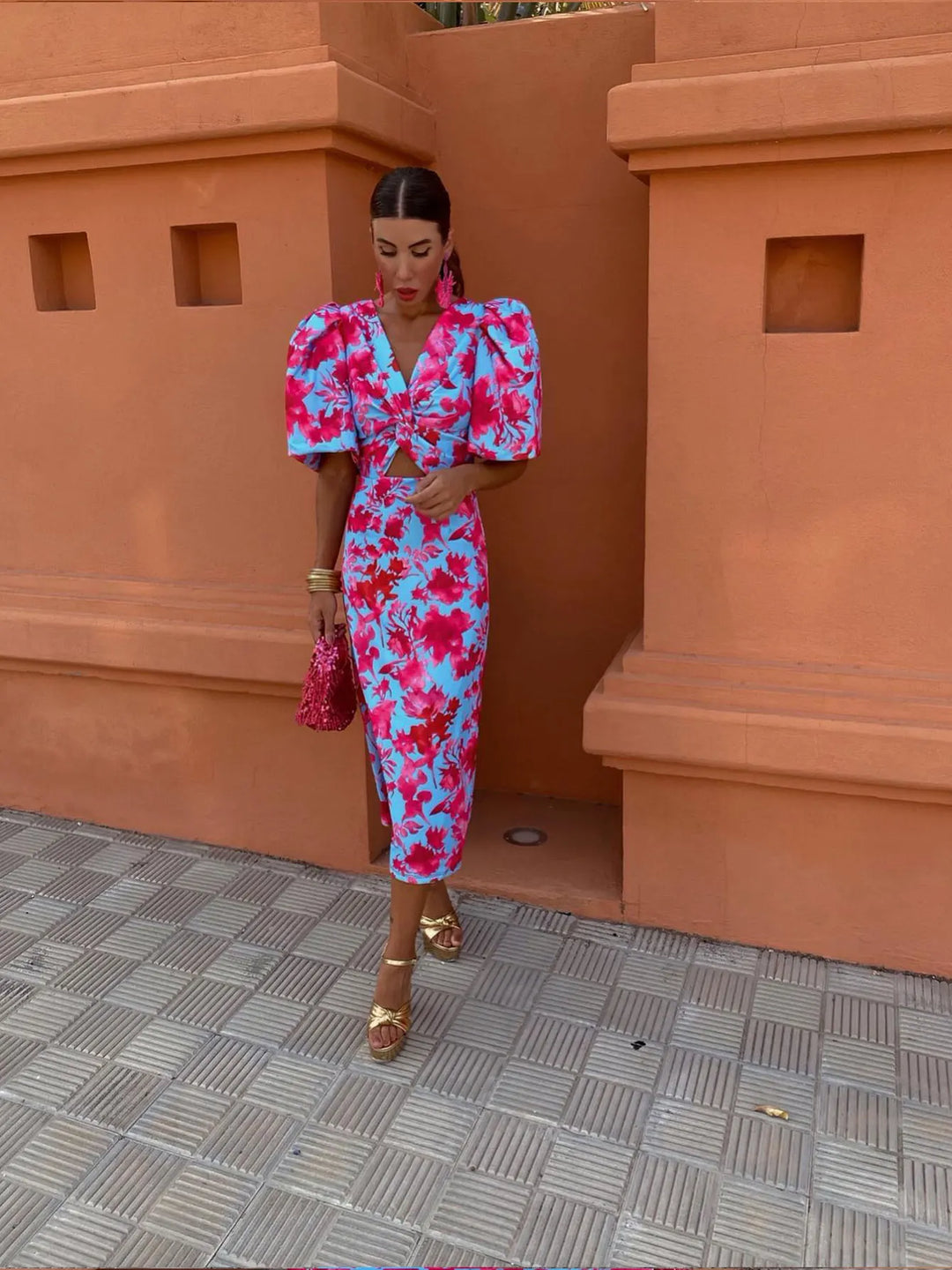 Alira | Pleated sleeve dress with defined waist