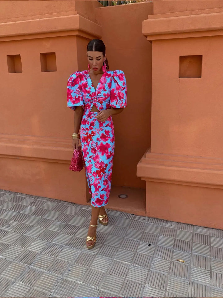 Alira | Pleated sleeve dress with defined waist