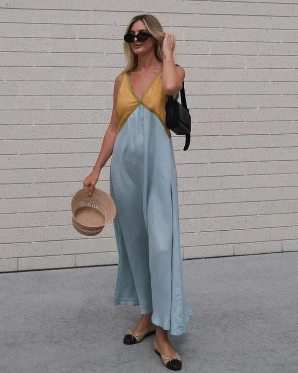 Lara | Chic v-neck color dress