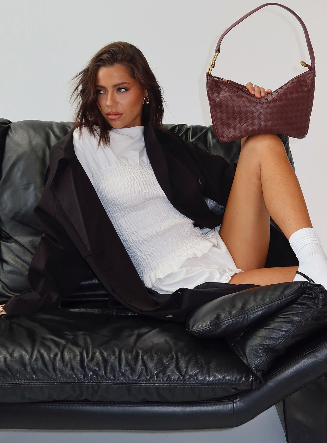 Audrey | Women’s oversized trench coat with lapel collar and waist tie