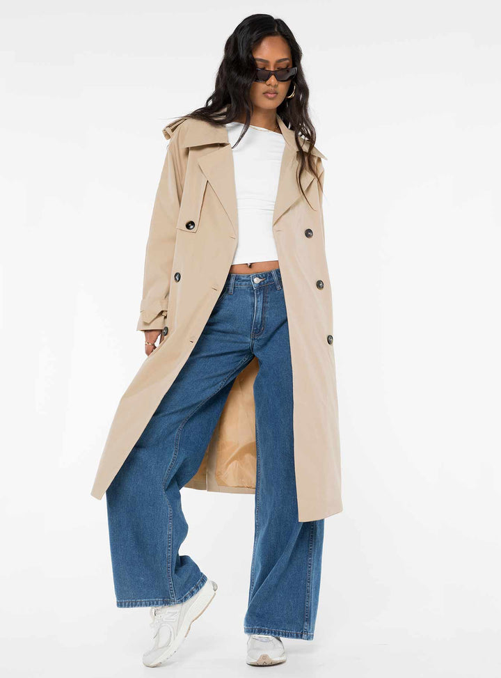 Carla | Women’s belted trench coat with lapel collar