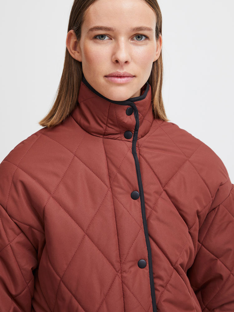 Nevaeh | Women’s diamond quilted jacket with contrast trim