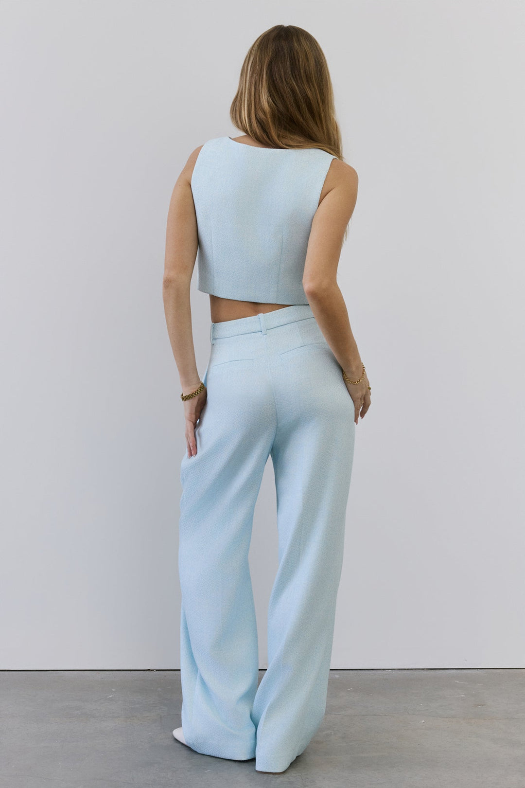 Pau | Women’s vest top with button-front and pocket detail