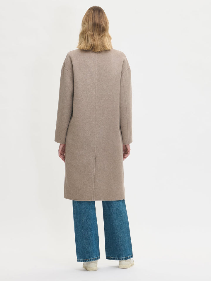 Yasmine | Women’s single button wool blend coat with front patch pockets