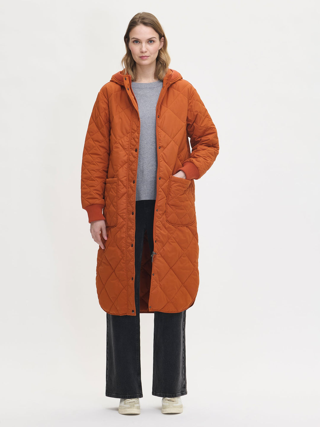 Solana | Women’s long quilted hooded coat with oversized patch pockets