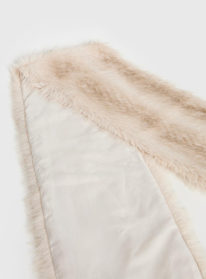 Kiera | Women’s faux fur fluffy knit scarf