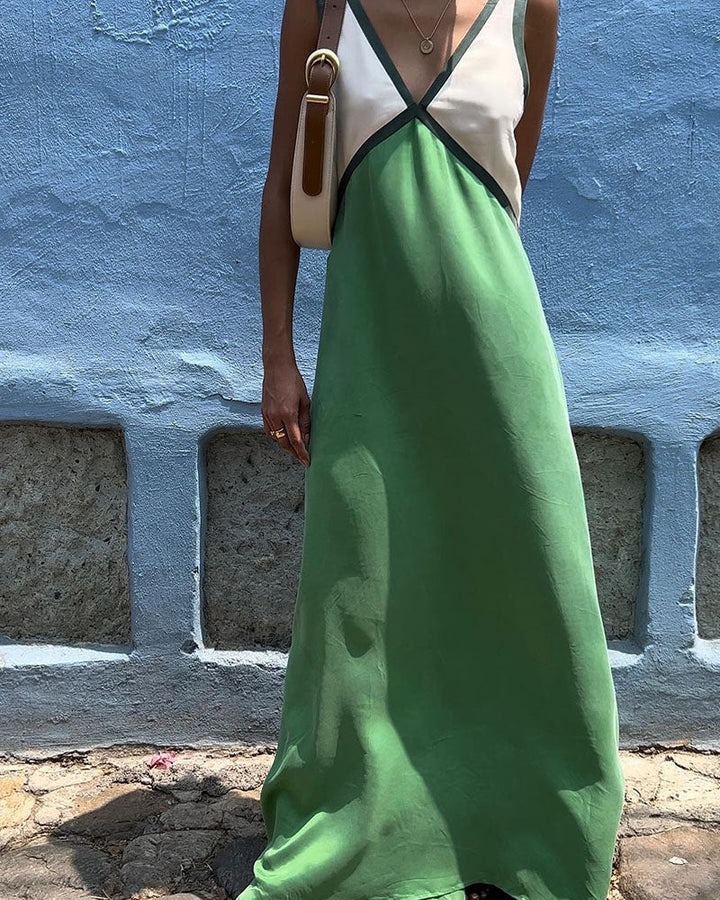 Lara | Chic v-neck color dress