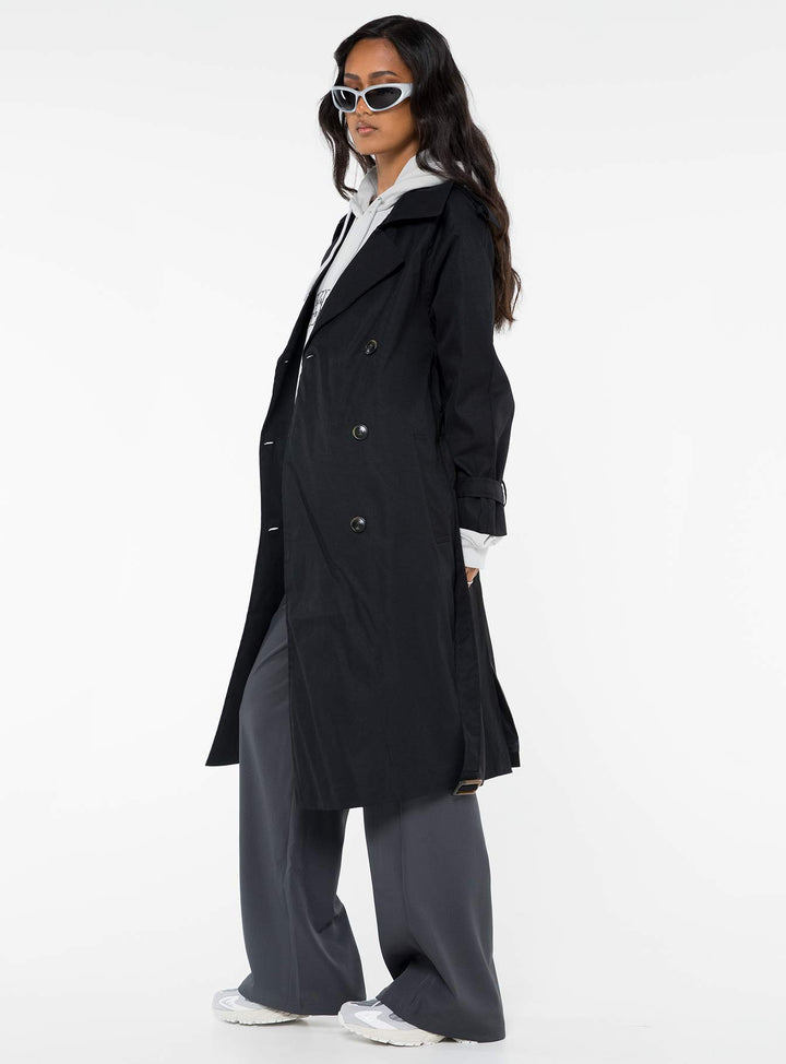 Audrey | Women’s oversized trench coat with lapel collar and waist tie