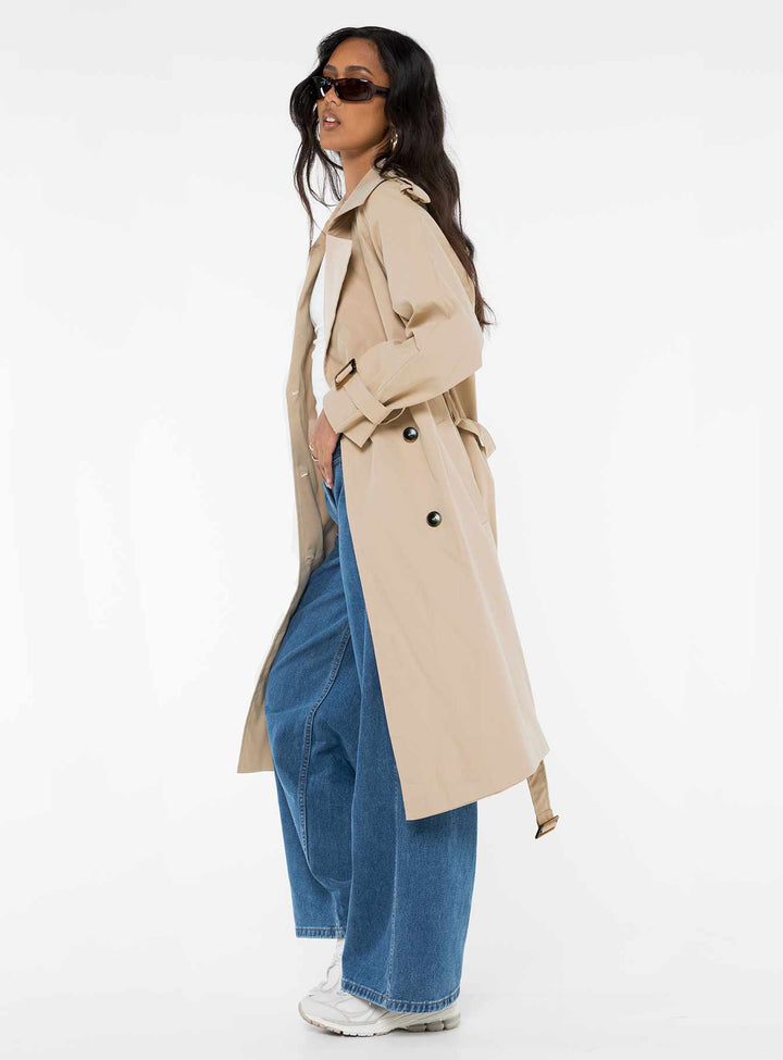 Carla | Women’s belted trench coat with lapel collar
