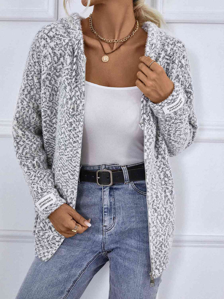 Pia | Women’s zip-up hoodie with drawstring hood and versatile styling
