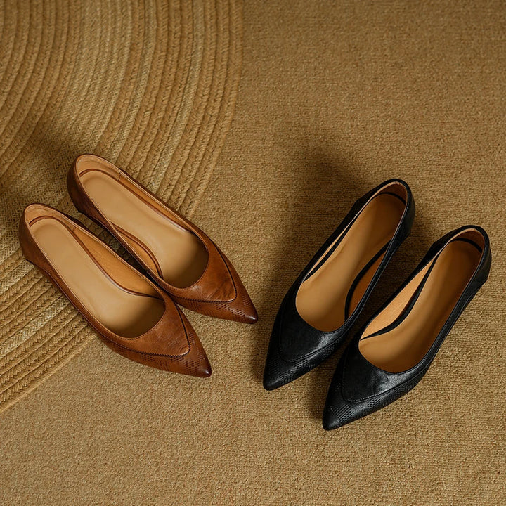 Ramona | Women’s mid heel pumps with pointed toe