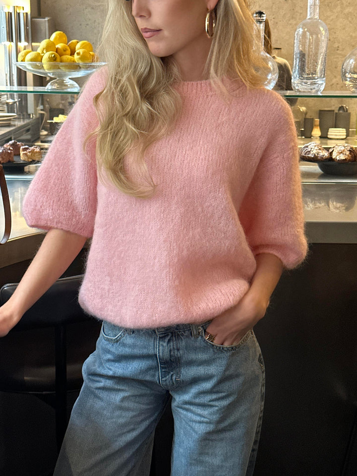 Faye | Women’s knit sweater with t-shirt fit design