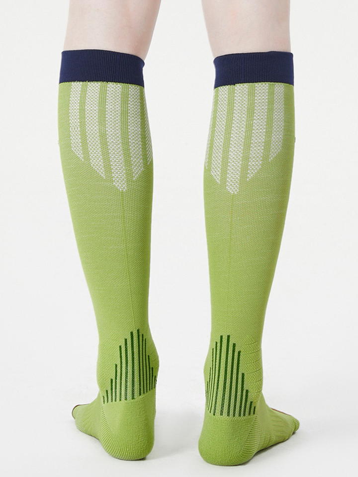 Charlee | Women’s high-performance moisture-wicking calf socks