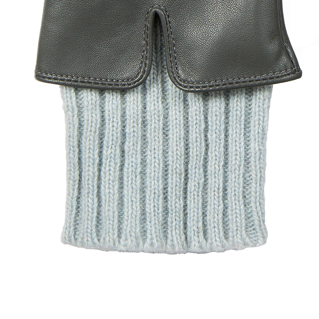 Hazel  | Women’s winter gloves with knit cuffs and stitched detail