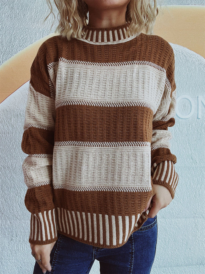 Effie | Women’s casual knitted sweater with round neckline and rib detail
