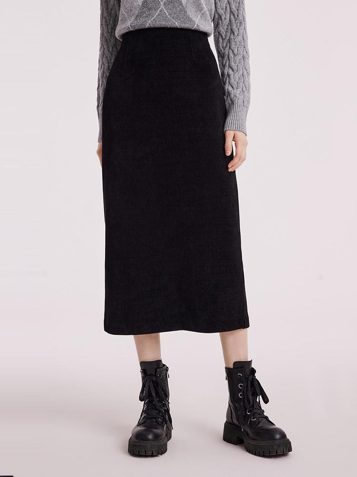 Rory | Women’s straight knitted midi skirt with slit