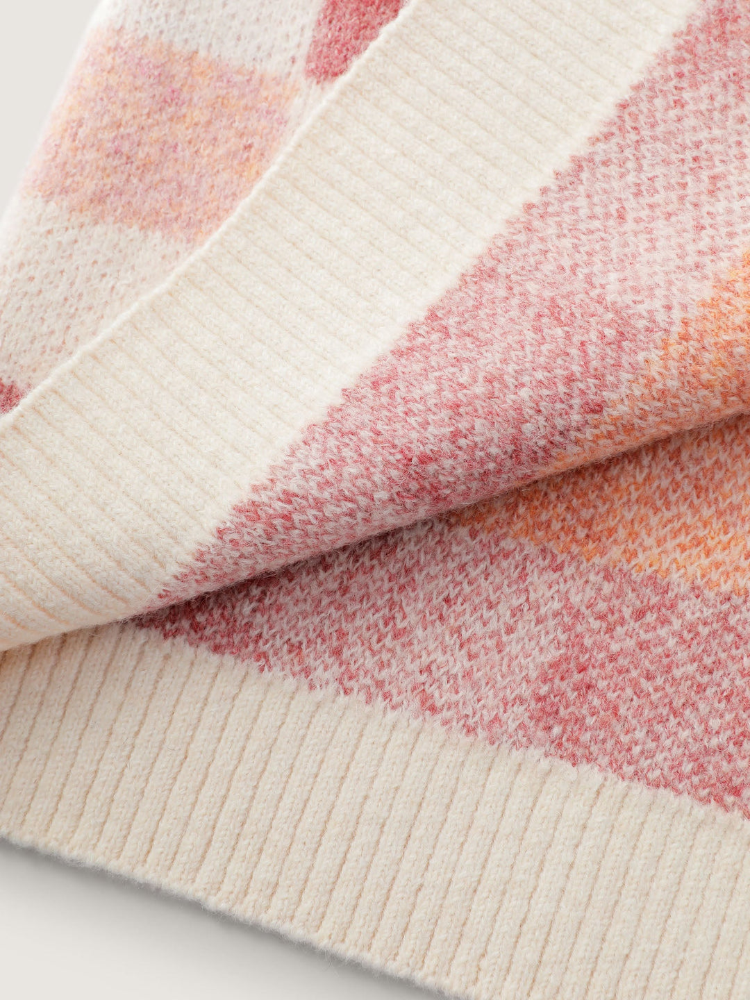 Elsie | Women’s checkered open-front knit cardigan with front pockets