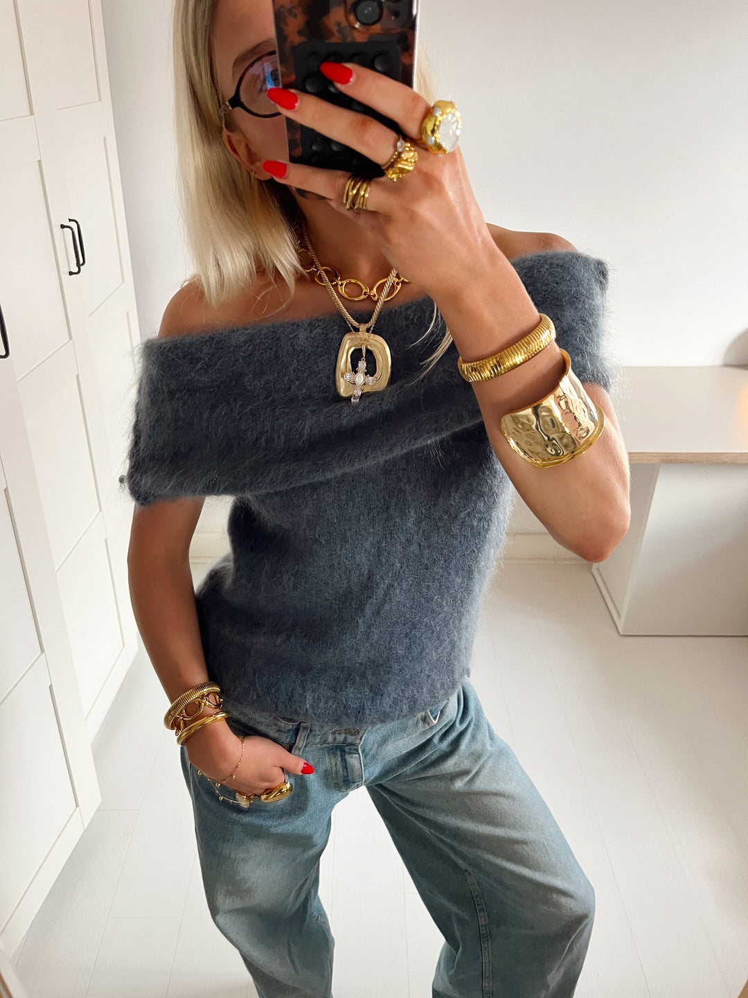 Esme | Women’s knit blouse with off-shoulder design