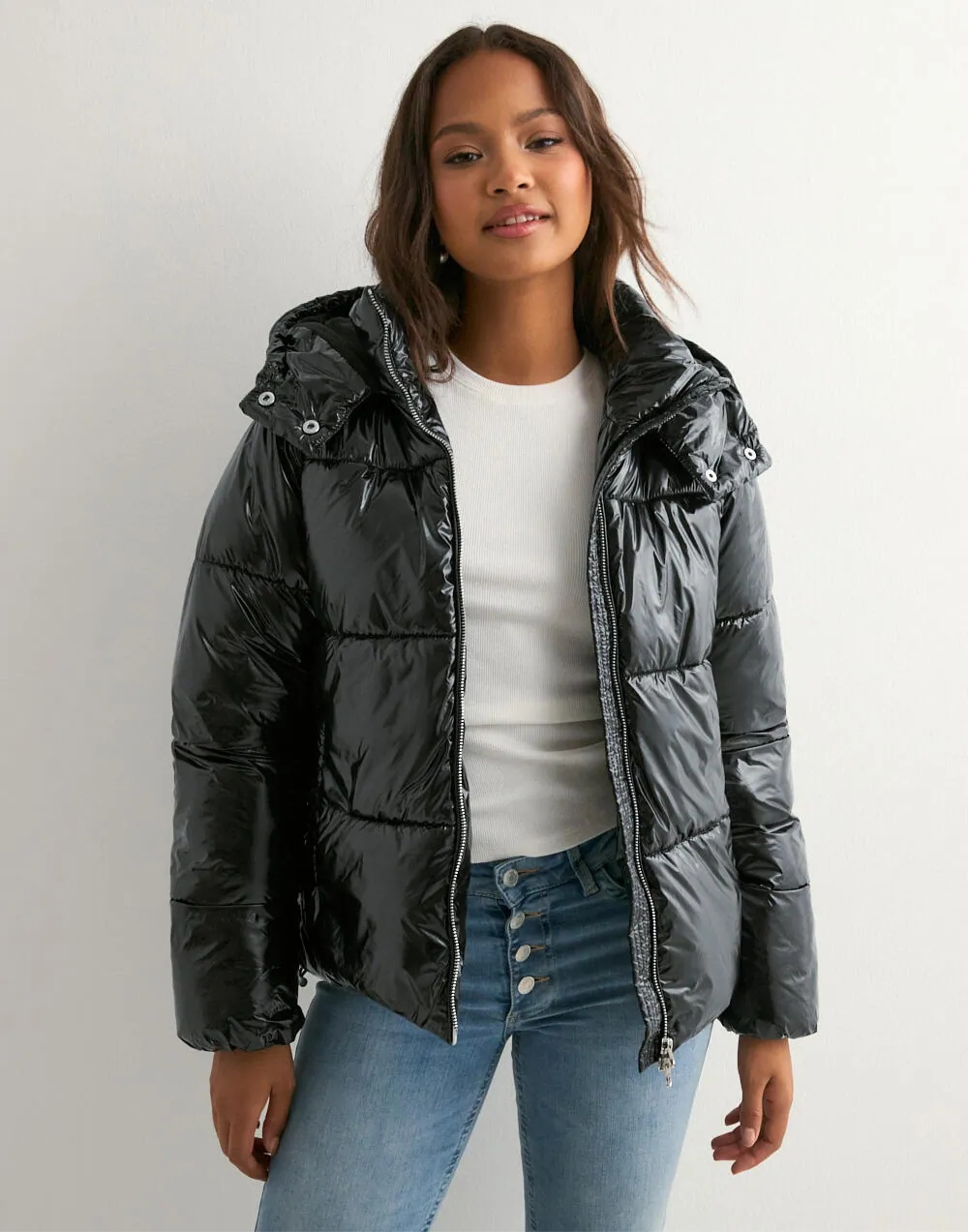 Ava | Women’s glossy hooded puffer jacket