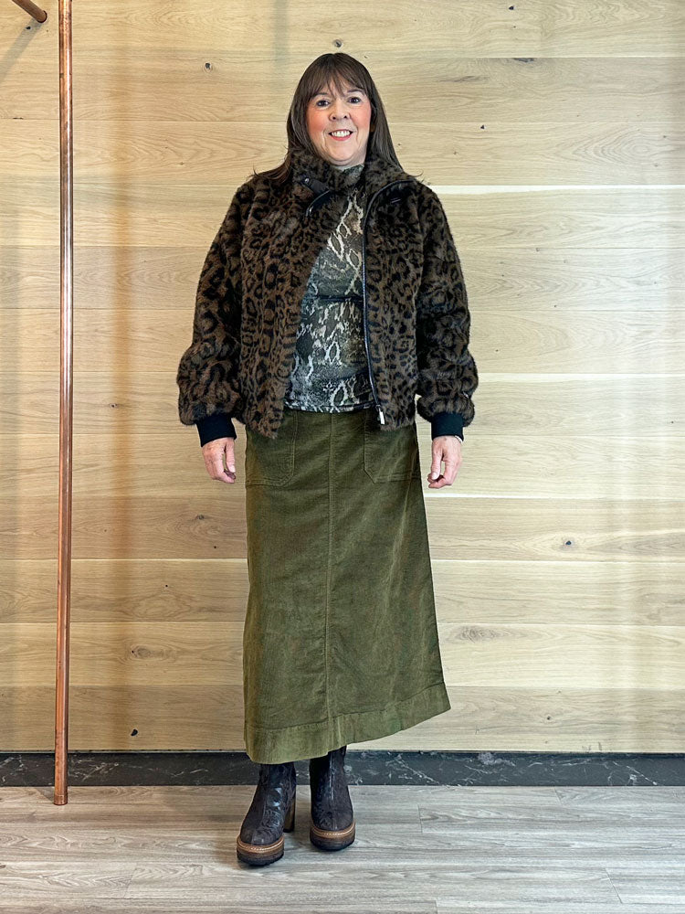 Ara | Women’s faux fur leopard jacket with stand-up collar