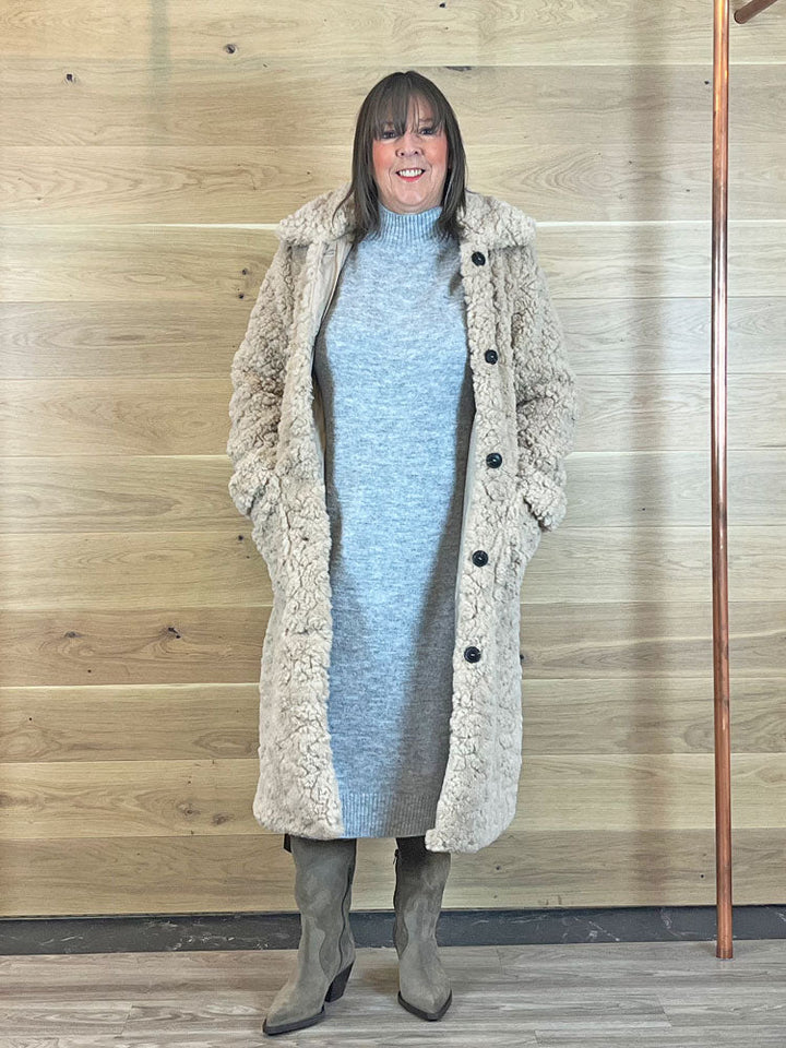 Serenity | Women’s long faux shearling teddy coat