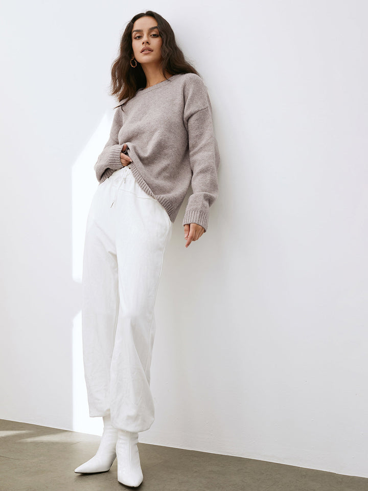 Avery | Women’s sweater with ribbed hem design