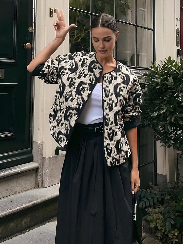 Selah | Women’s printed woven jacket with pockets and regular fit