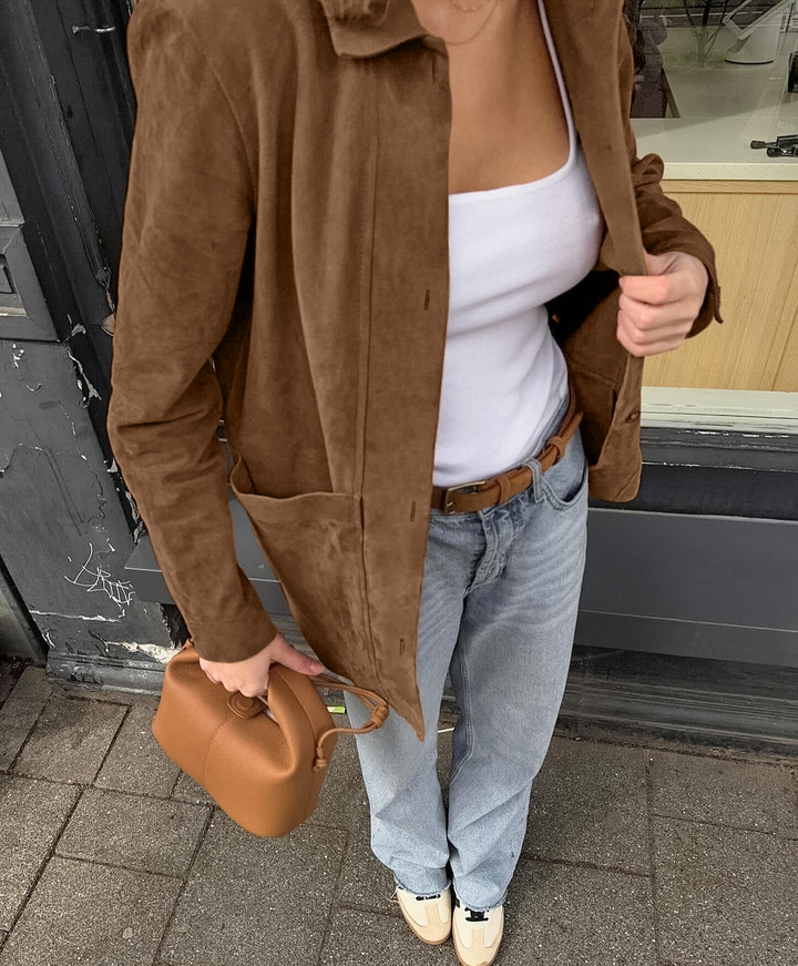 Thea | Women’s oversized coat with classic collar and relaxed silhouette