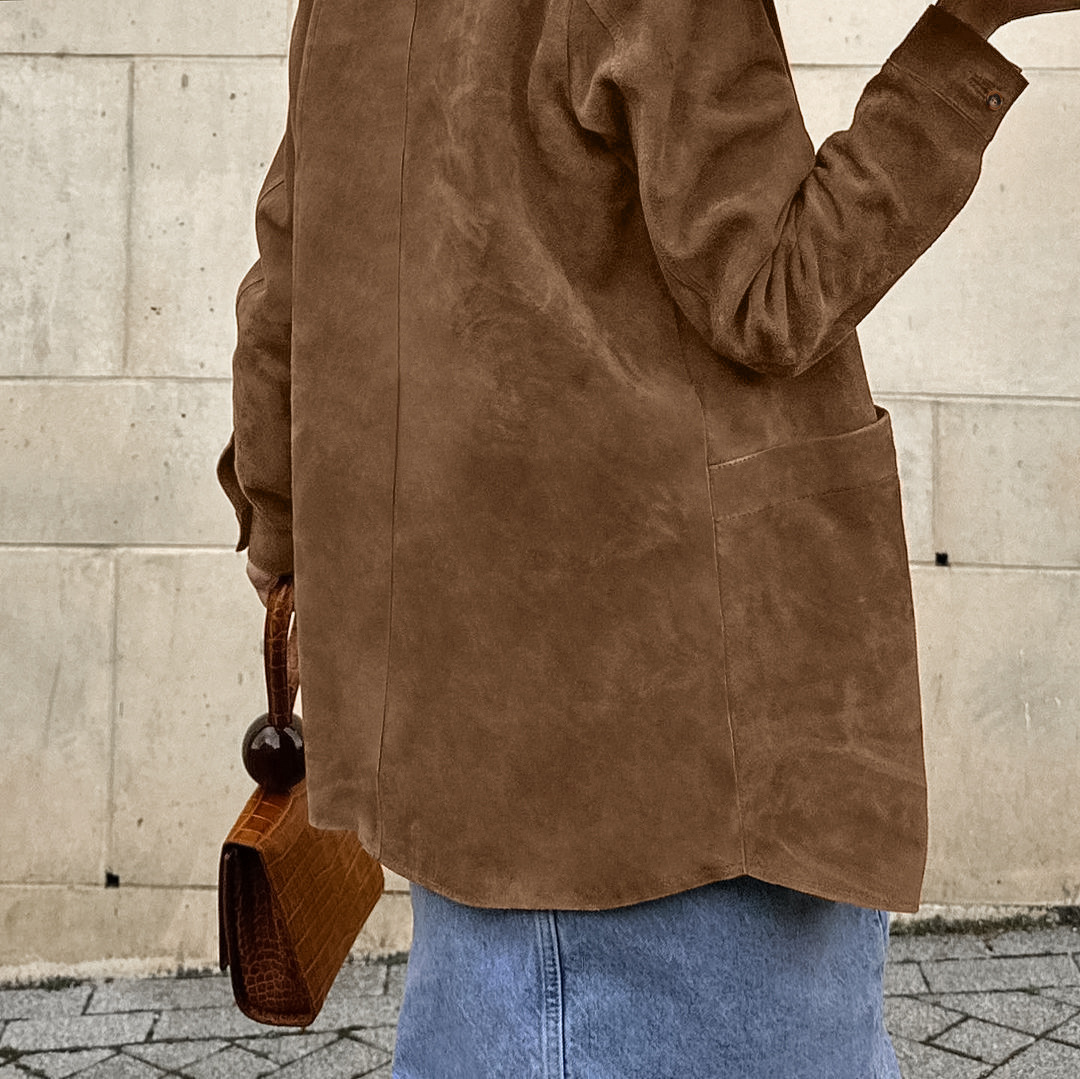 Thea | Women’s oversized coat with classic collar and relaxed silhouette