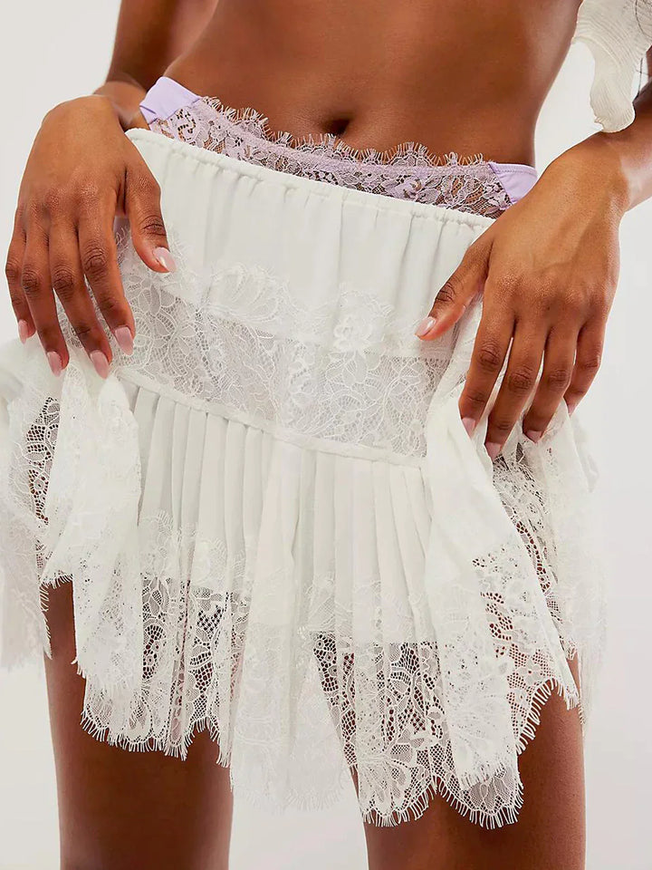Lira | Women’s lace mini skirt with pleated design