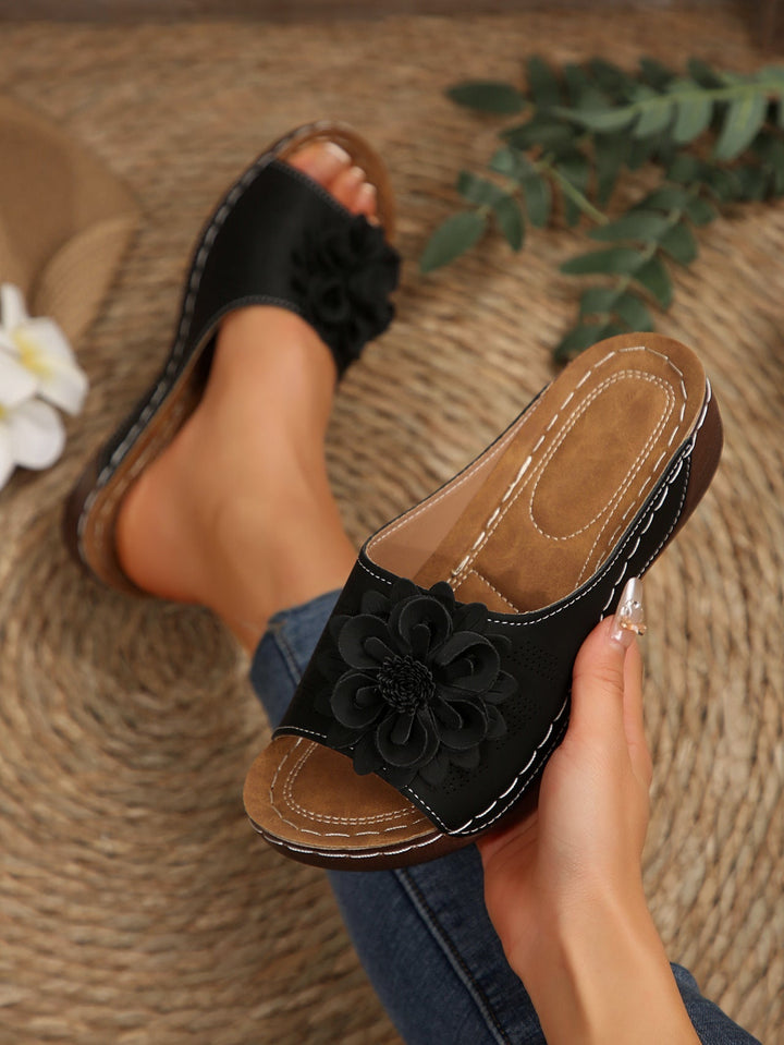 Ave | Flower wedge sandals