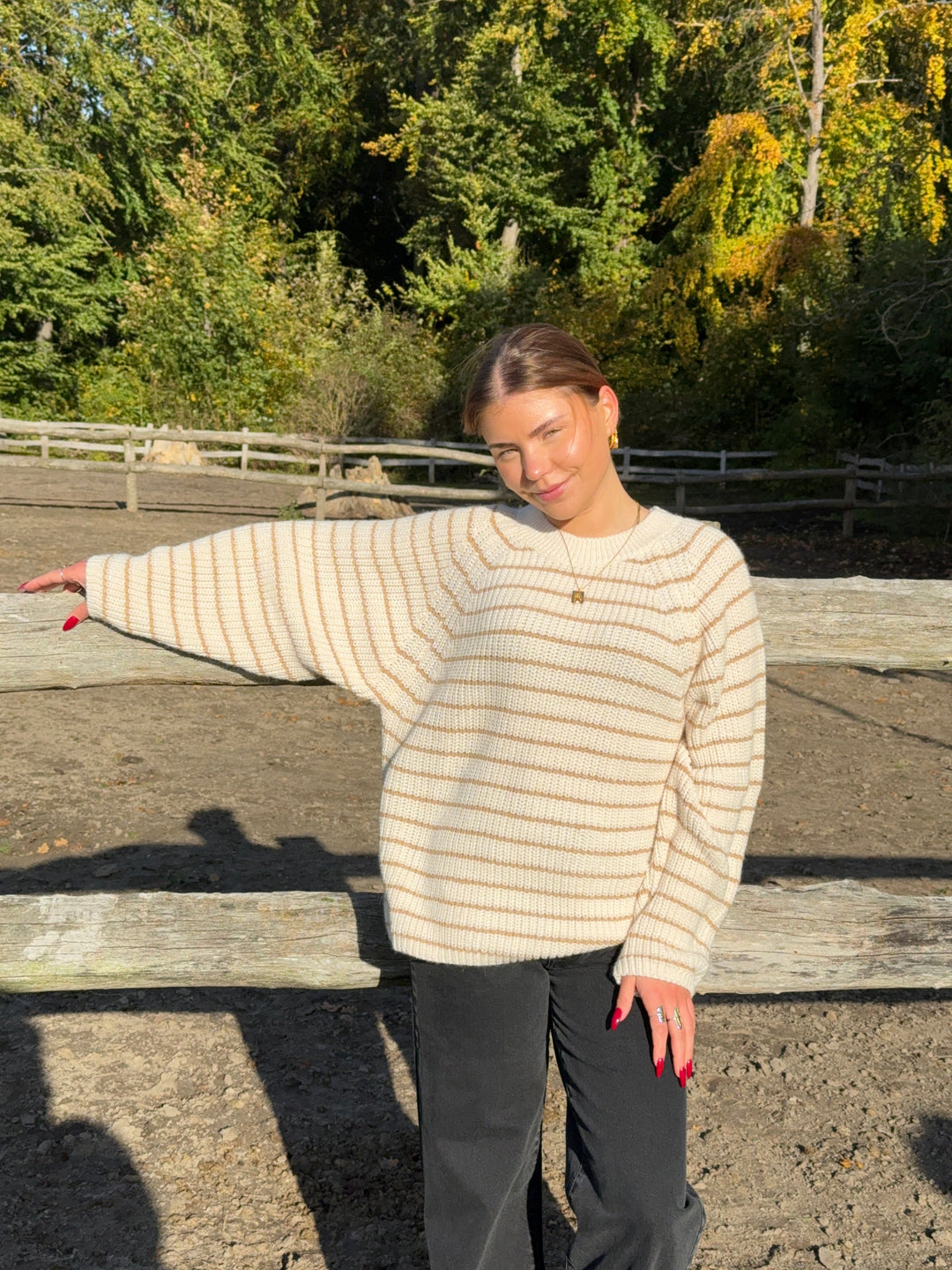 Glendy | Women’s striped knit sweater with balloon sleeves