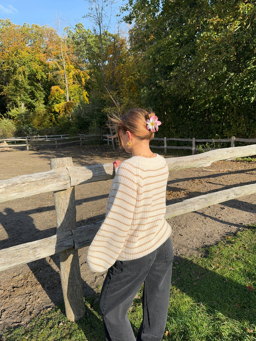 Glendy | Women’s striped knit sweater with balloon sleeves