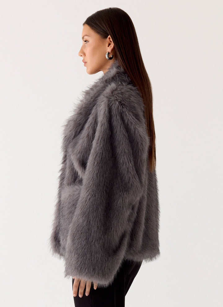 Avi | Women’s luxe faux fur jacket