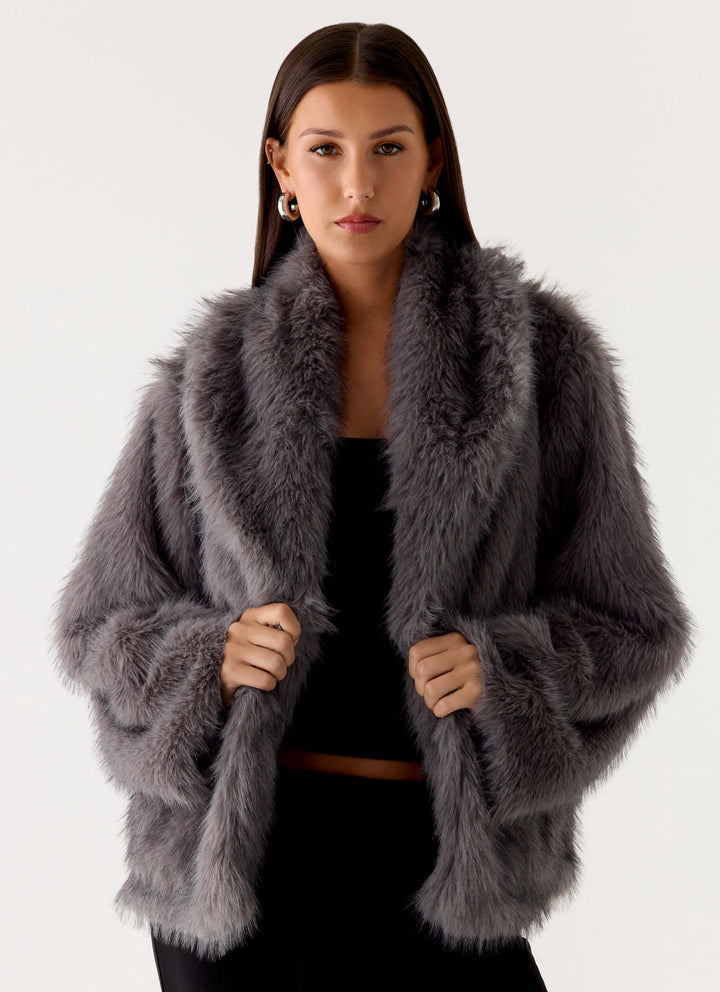 Avi | Women’s luxe faux fur jacket