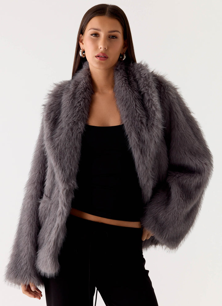 Avi | Women’s luxe faux fur jacket