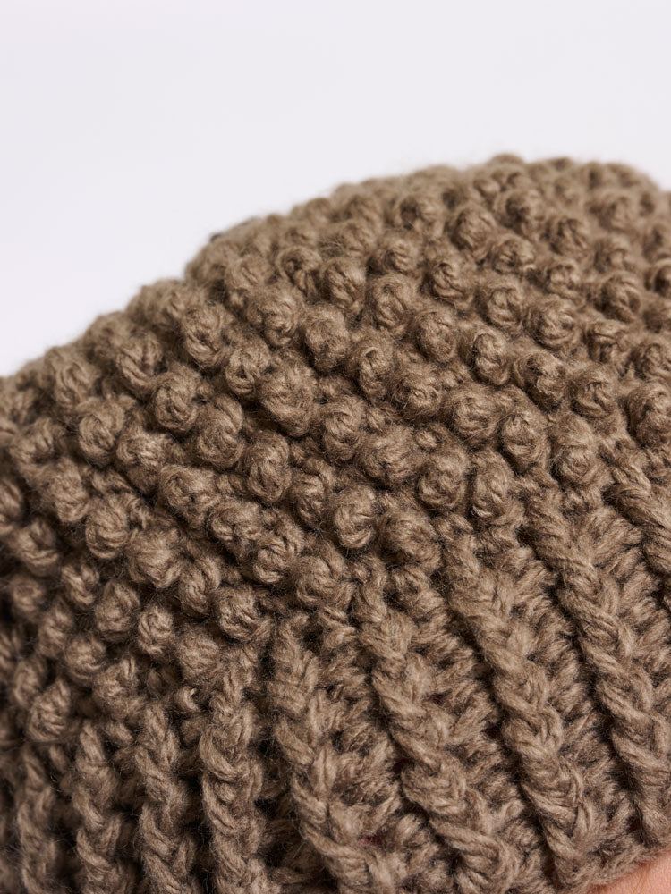 Nica | Women’s chunky knit beanie with faux fur pom