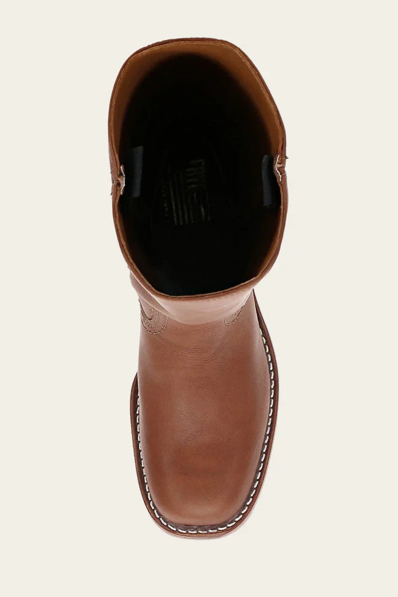Women’s high boots with rounded toe and low heel