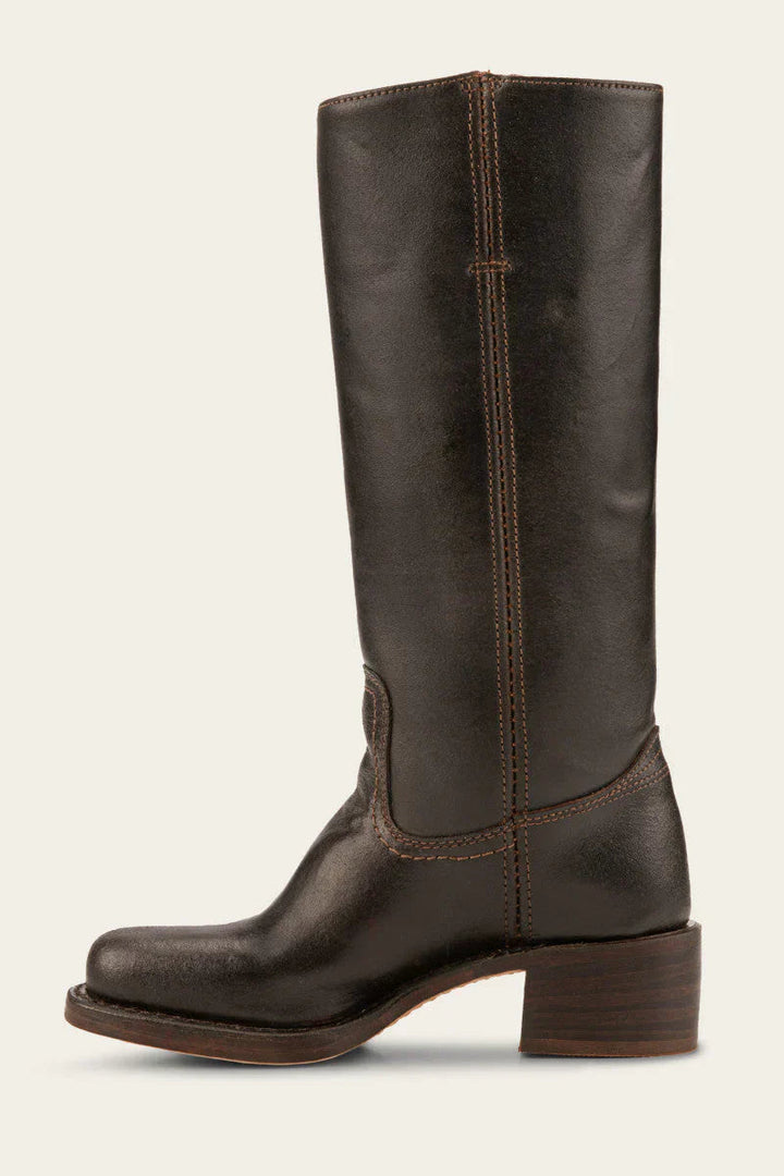 Women’s high boots with rounded toe and low heel