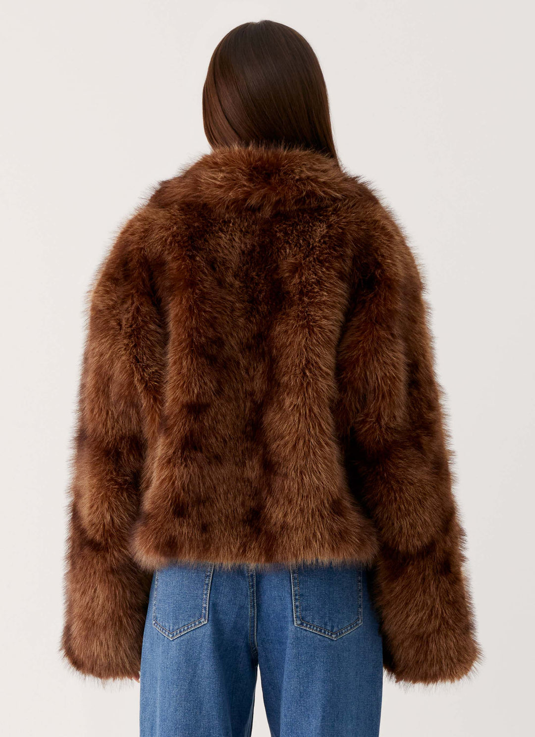 Ayra | Women’s cropped faux fur jacket with collar