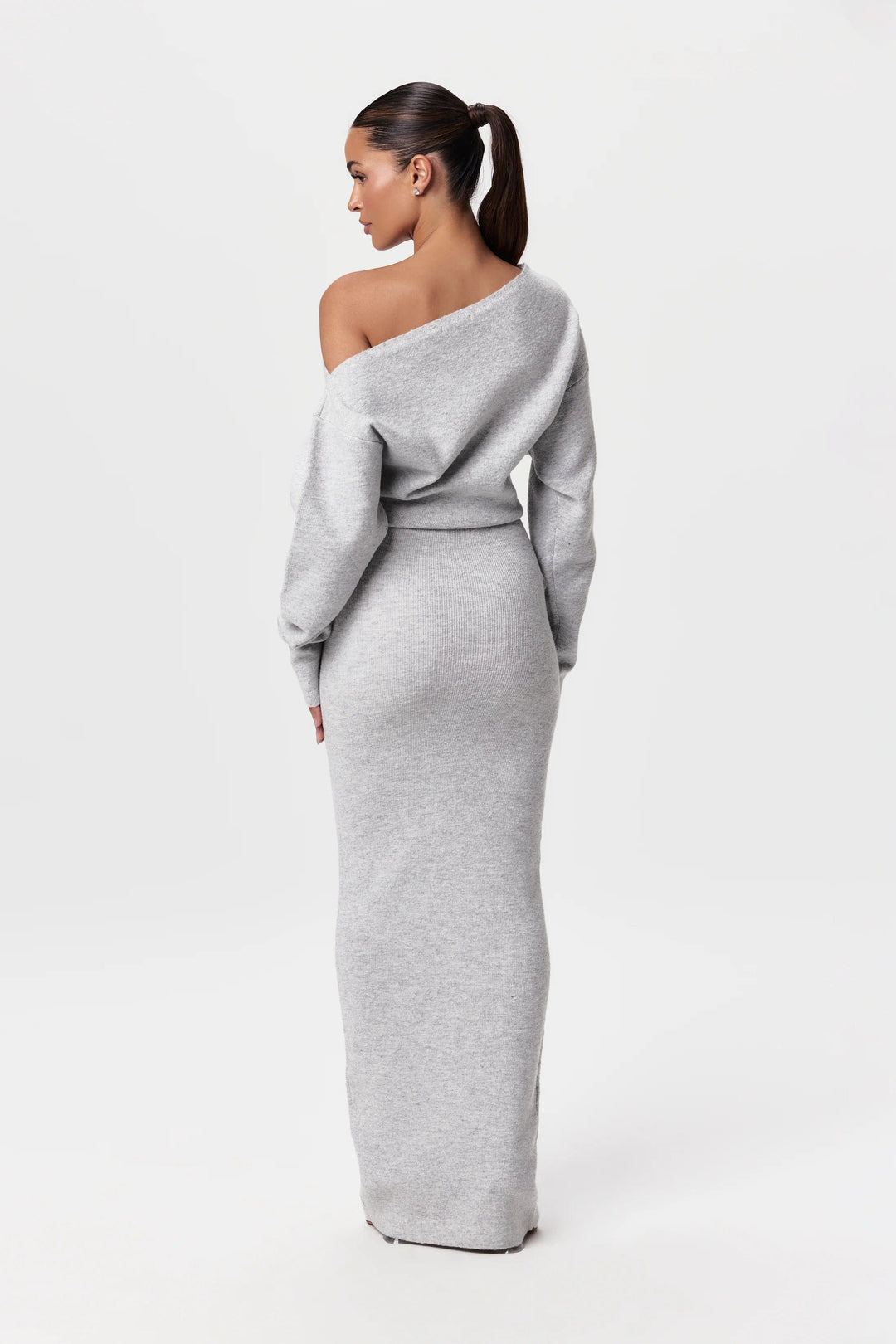 Vanessa | Off-shoulder elegant midi dress for day and evening wear