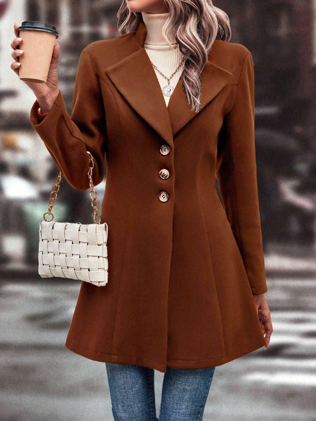 Ava | Women’s slim-fit blazer coat with notch lapel and button closure