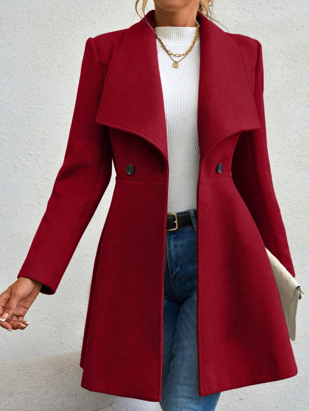 Emma | Women’s long slim-fit coat with notch lapel and button closure